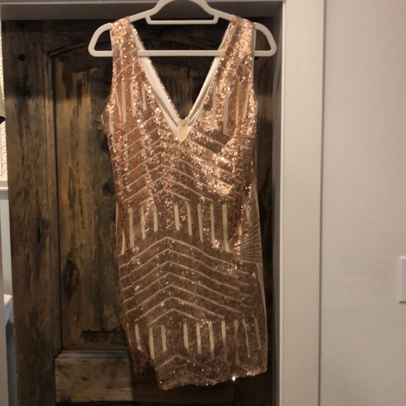 Rose and gold sequin dress - new with tags, size XL - Picture 1 of 3